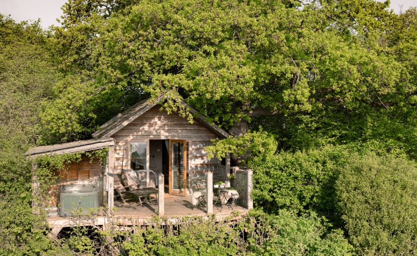 Oakdown Treehouse Outside View